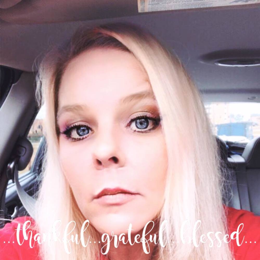 Meet your Posher, Malissa